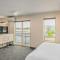 Quality Inn Sunshine Suites