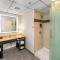 Quality Inn Sunshine Suites