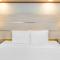 Quality Inn Sunshine Suites