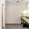 Quality Inn Sunshine Suites
