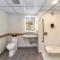Quality Inn Sunshine Suites