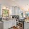 Spacious 4BDR Blue Haven Cottage in Grand Haven 150