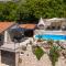 Villa Romantic