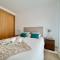 Deluxe 2 Bedroom Oceanfront Flat in Praia del Rey