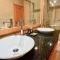 Deluxe 2 Bedroom Oceanfront Flat in Praia del Rey