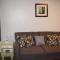 HISTORIC HILL APT2 (Downstairs)