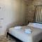 Arapis Rooms & Suites