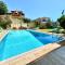 White Suites İçmeler