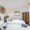 North Farm Lodges