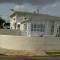 Casa Mi Luz Ilumina tu Estancia con Elegancia y Confort en San Juan