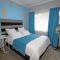Peaceful 4 Bedroom Flat in Germiston with WI-FI