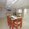 Peaceful 4 Bedroom Flat in Germiston with WI-FI