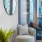 Executive 1BR and Study Ritz-Carlton Heated Pool Sauna Steam Gym
