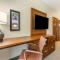 Comfort Inn & Suites Lakewood by JBLM