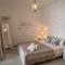 Azzurro Bianco Suites