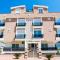 Ale Apartments Hotel