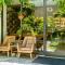 IsShoNi house