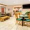 Microtel Inn & Suites by Wyndham Albuquerque West