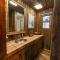 Nature Lovers Paradise Uncle Toms 3BDR Cabin 5644