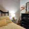Casa de piedra del siglo XVII restaurada con encanto, para 8 personas, en Castelló d'Empúries - ES-228-96