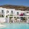 Mr and Mrs White Tinos