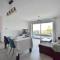 Appartement neuf moderne avec balcon et garage à Évian - FR-1-498-103