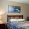 Lakeview Room 2 Queens - 23