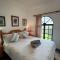 Clarens Shady Oak