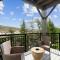 Crestview Condominiums by All Seasons Resort Lodging