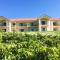 Turners Vineyard Motel