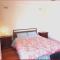 Charming Three-Bedroom Holiday Home Near Tourist Attractions