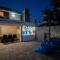 Villa Pietra- Modern rustic poolside oasis