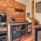 Wine Down Cottage - Mountain Views Sip Wine Fireside Watch Netflix Play Golf