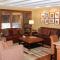 Fasching Haus Unit 210, Deluxe Condo w/ A/C, Private Deck, 2 Blocks from Downtown Aspen