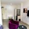 Titanic Residence-7 minute walk to the Beach
