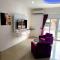 Titanic Residence-7 minute walk to the Beach