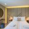 MyFlat Coral 61 Luxury Apartment