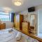3 Bed in Swanage 79405