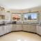 NEW 3BR 2BA Private Villa with Spacious Garden