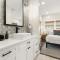 SoHo Serenity - Amazing Home with Private Pool & Hot Tub, SoHo District