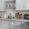 SoHo Serenity - Amazing Home with Private Pool & Hot Tub, SoHo District