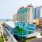 CozySuites at Showboat Bold 2BR 3BA Beachfront