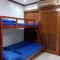 3BR Condo up to 12pax at Palm Towers Makati