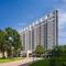 Jin Jiang Hotel Shanghai - historical hotel in the city-center of Huaihai shopping area and convenient access to metro lines