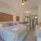 SKYROS AVRA Residences