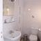 Coral Bay Apartment - Prime Tourist Location