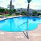 Coral Bay Apartment - Prime Tourist Location