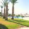 Coral Bay Apartment - Prime Tourist Location