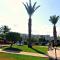 Coral Bay Apartment - Prime Tourist Location
