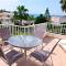 Coral Bay Apartment - Prime Tourist Location